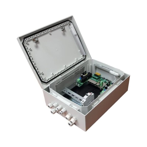 Коммутатор для подключения 4 камер TFortis PSW-2G4F-Box АН5023178 Коммутатор для подключения 4 камер TFortis PSW-2G4F-Box АН5023178