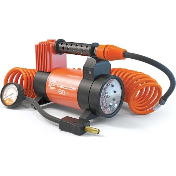 Металлический автомобильный компрессор 12V с LED фонарем Агрессор AGR-50L Металлический автомобильный компрессор 12V с LED фонарем Агрессор AGR-50L