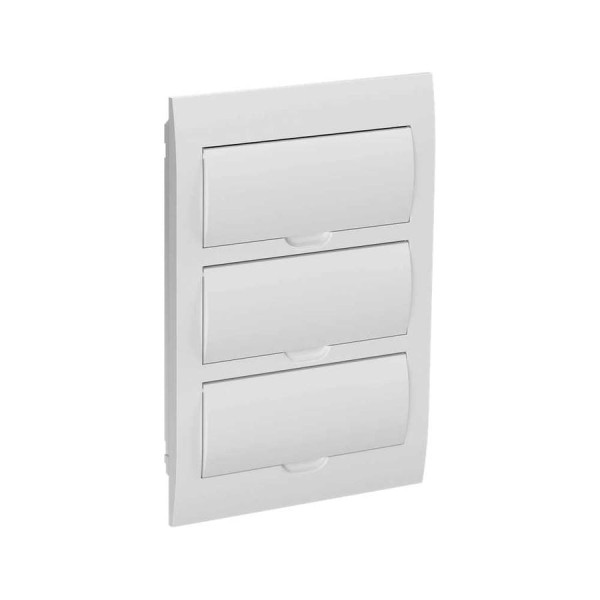 Корпус пластиковый GENERICA ЩРВ-П-36 бел. дверь IP41 MKP13-V-36-41-K01-G
