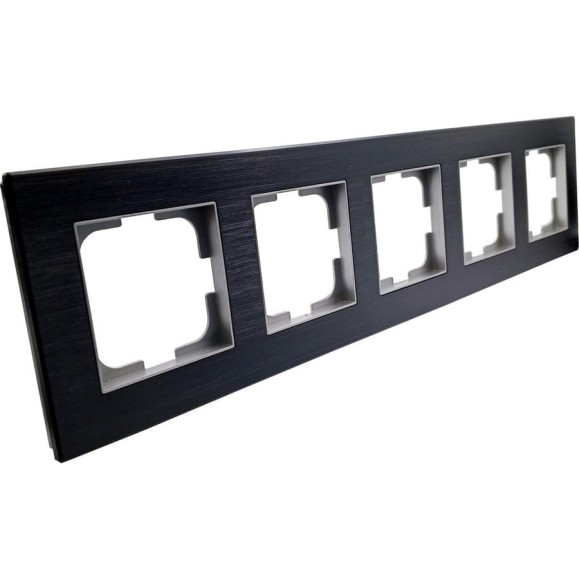 Рамка 5-местная Ovivo PRIME ELEMENTS ALUMINIUM, черный/серебро 403-500020-250 Рамка 5-местная Ovivo PRIME ELEMENTS ALUMINIUM, черный/серебро 403-500020-250