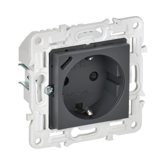 Розетка IEK SKANDY с з/к/ш 16А с USB C 18Вт SK-R17T титан SK-R14-16-U14-018-K48 Розетка IEK SKANDY с з/к/ш 16А с USB C 18Вт SK-R17T титан SK-R14-16-U14-018-K48