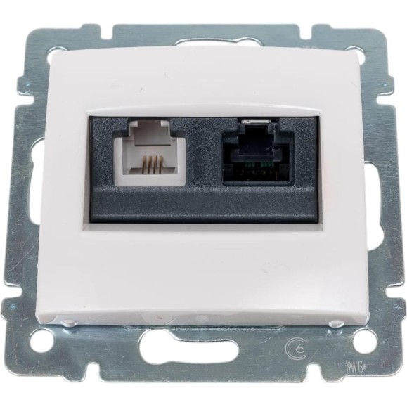 Розетка Legrand двойная RJ11+RJ45 категория 5e UTP Legrand Valena белый 770080