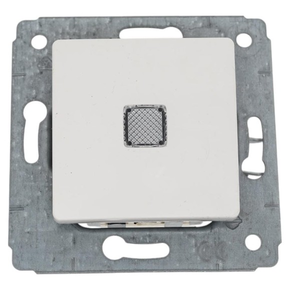 Выключатель Legrand CAR 773610 с подсветкой, 10АX, белый Выключатель Legrand CAR 773610 с подсветкой, 10АX, белый