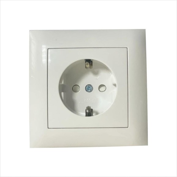 Розетка ARTSUN STANDARD, заземление, белая, защита от детей, 10 шт 01-0203-01 Розетка ARTSUN STANDARD, заземление, белая, защита от детей, 10 шт 01-0203-01