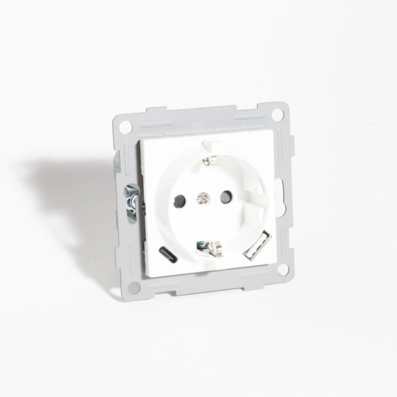 Розетка электрическая 2К+З/2xUSB A/C SPL, 125-250V (белый) 9 шт. 201005 Розетка электрическая 2К+З/2xUSB A/C SPL, 125-250V (белый) 9 шт. 201005