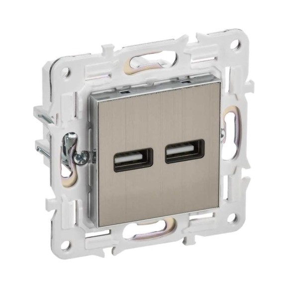 Розетка IEK SKANDY USB A+A, 3.1А, никель SK-R15N SK-U21-D31-K50 Розетка IEK SKANDY USB A+A, 3.1А, никель SK-R15N SK-U21-D31-K50