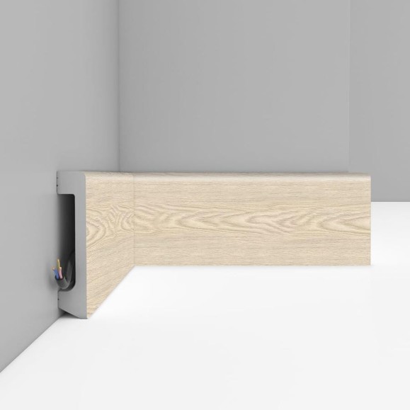 Плинтус  Decomaster 80*17*2400 мм D235-82 ДМ