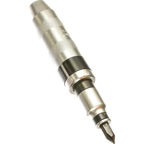 Ударная отвертка АвтоDело Professional 12 насадок S2 металлический футляр 40013 11712 Ударная отвертка АвтоDело Professional 12 насадок S2 металлический футляр 40013 11712